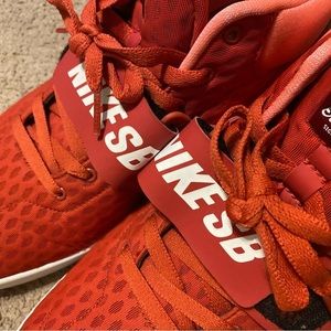 COPY - Super clean Nike SB/Red-salmon/Size 12 men’s